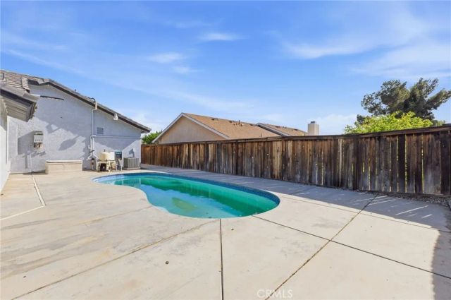 13433 Northstar Avenue, Victorville, CA 92392