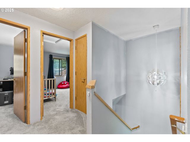 216 Se 34TH Cir, Troutdale, OR 97060