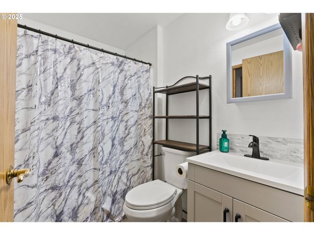 216 Se 34TH Cir, Troutdale, OR 97060