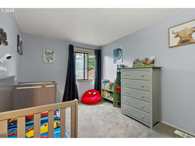 216 Se 34TH Cir, Troutdale, OR 97060