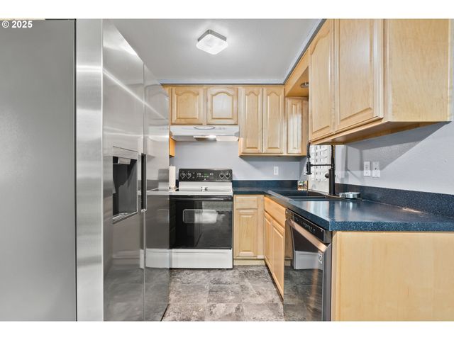 216 Se 34TH Cir, Troutdale, OR 97060