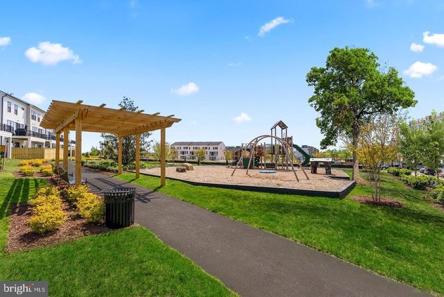 21843 BECKHORN STATION, Ashburn, VA 20148