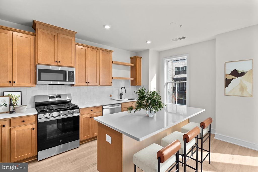 21843 BECKHORN STATION, Ashburn, VA 20148