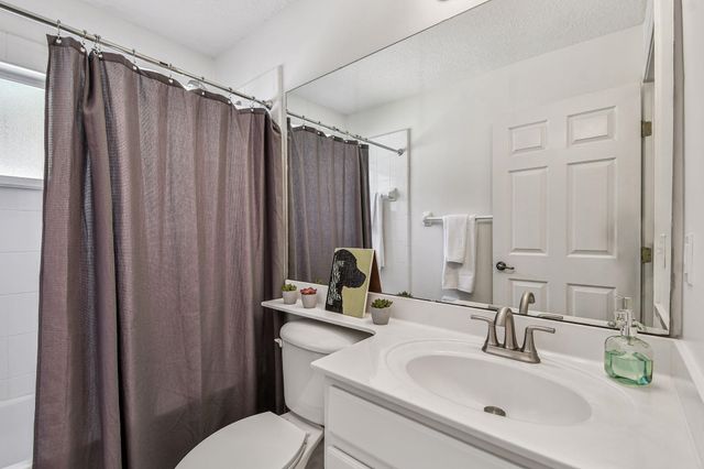 421 Chamberlain Dr., St Augustine, FL 32086