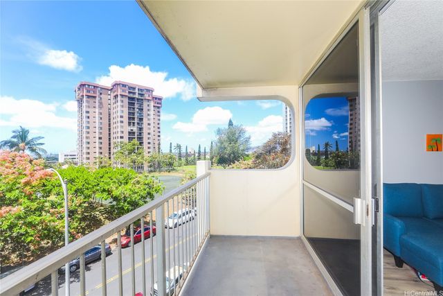 98-450 Koauka Loop 312, Aiea, HI 96701