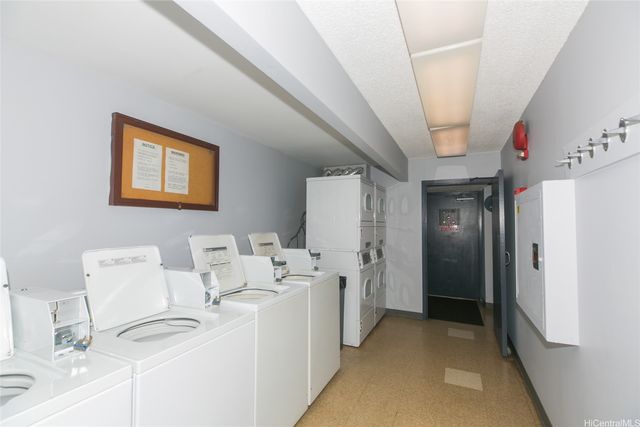 98-450 Koauka Loop 312, Aiea, HI 96701