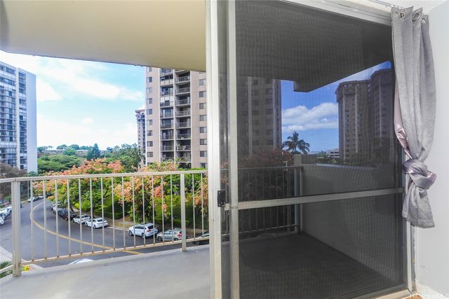 98-450 Koauka Loop 312, Aiea, HI 96701