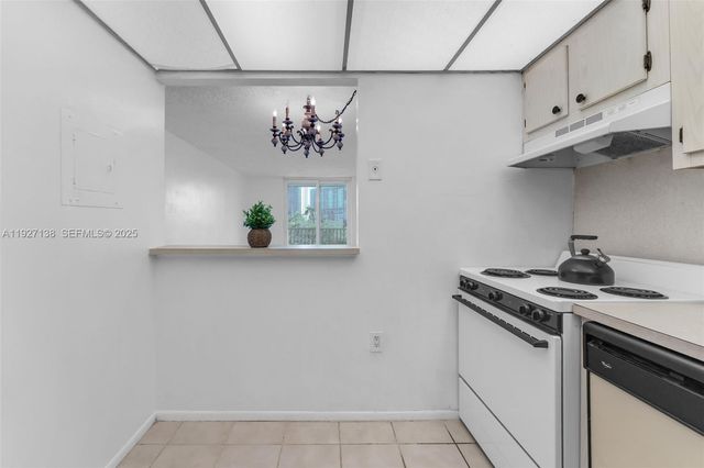 16851 NE 23rd Ave A516, North Miami Beach, FL 33160