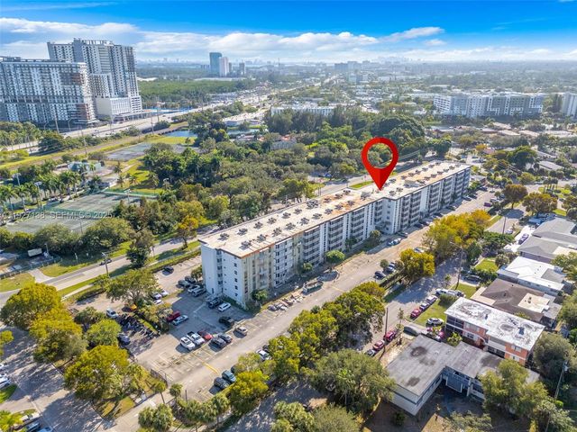 16851 NE 23rd Ave A516, North Miami Beach, FL 33160