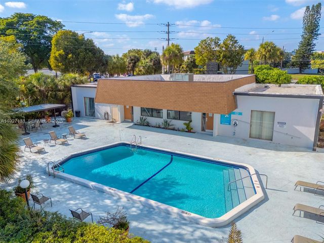 16851 NE 23rd Ave A516, North Miami Beach, FL 33160