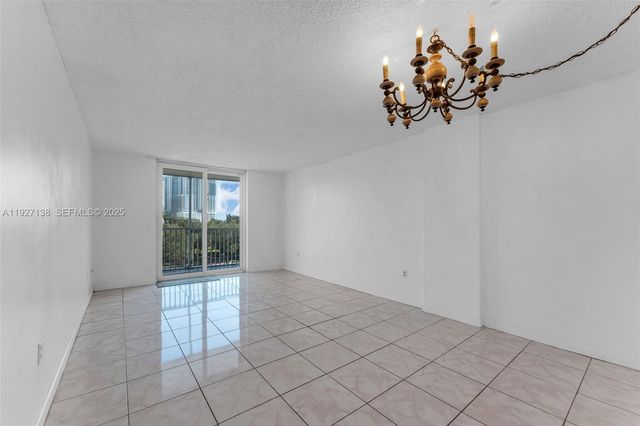 16851 NE 23rd Ave A516, North Miami Beach, FL 33160