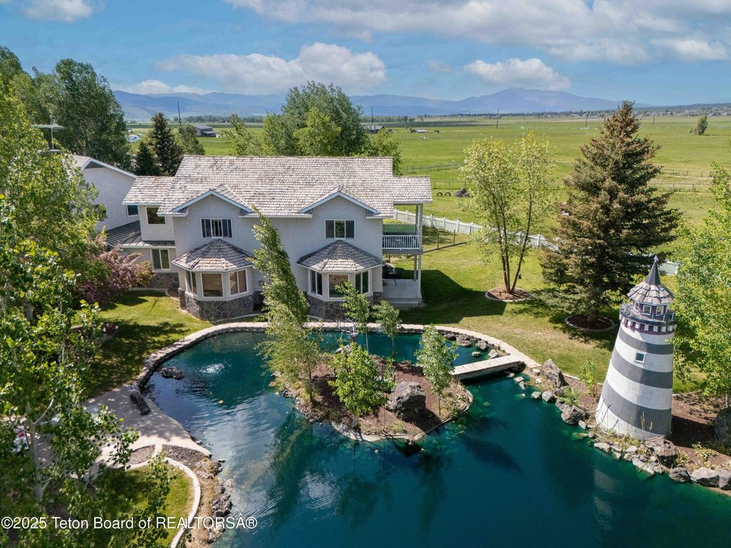 1255 LOST CREEK Road, Thayne, WY 83127