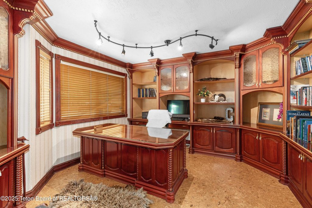 1255 LOST CREEK Road, Thayne, WY 83127 photo 16