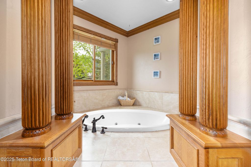 1255 LOST CREEK Road, Thayne, WY 83127 photo 41