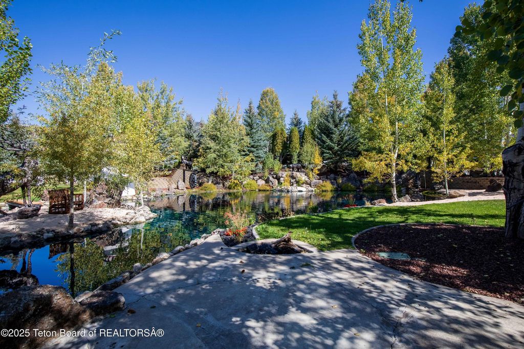 1255 LOST CREEK Road, Thayne, WY 83127 photo 54