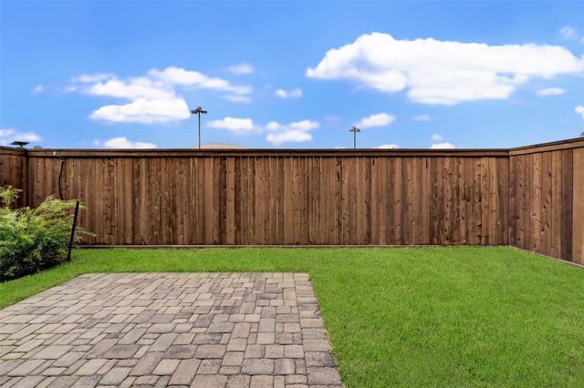 966 Ford Pines Lane, Houston, TX 77091