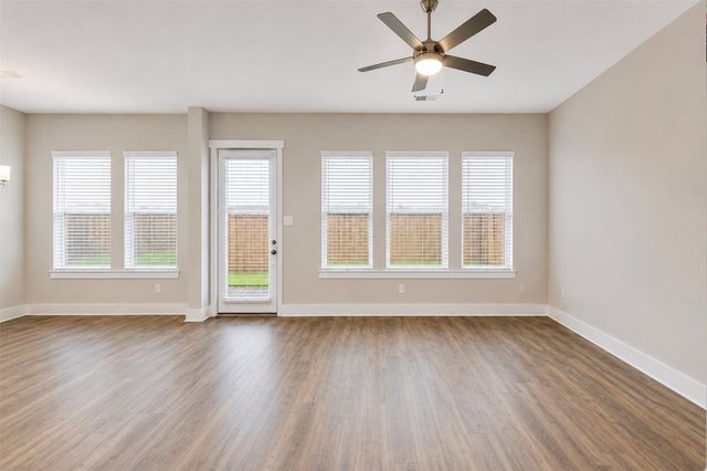 966 Ford Pines Lane, Houston, TX 77091