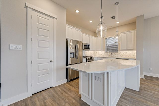 966 Ford Pines Lane, Houston, TX 77091