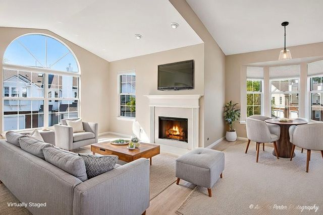 816 Kalamazoo Circle 29-6, Vernon Hills, IL 60061