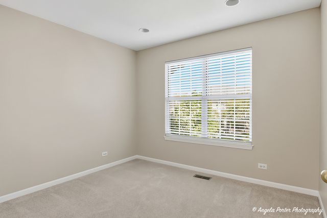 816 Kalamazoo Circle 29-6, Vernon Hills, IL 60061