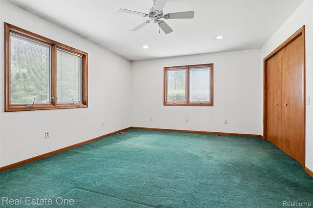 6920 Pontiac Trail, West Bloomfield Charter Township, MI 48323