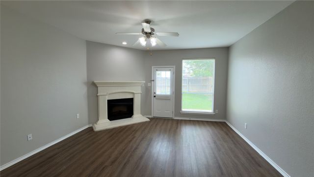 14005 Silkwood Drive, Fort Worth, TX 76052