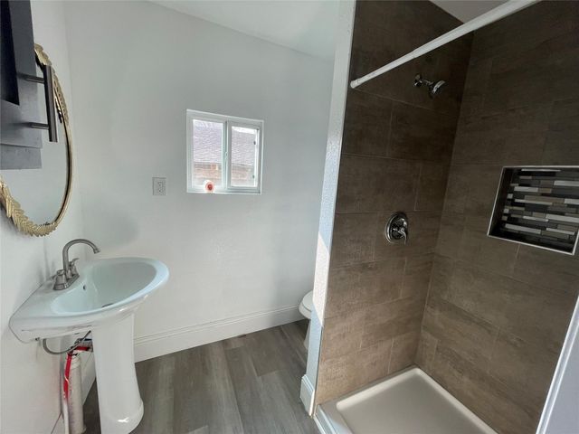 2508 Texas Avenue, Pearland, TX 77003