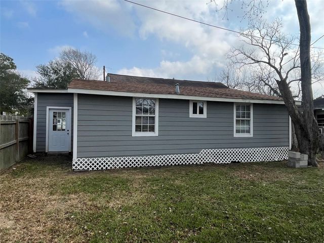 2508 Texas Avenue, Pearland, TX 77003