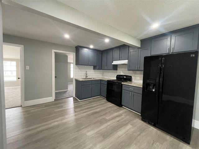 2508 Texas Avenue, Pearland, TX 77003