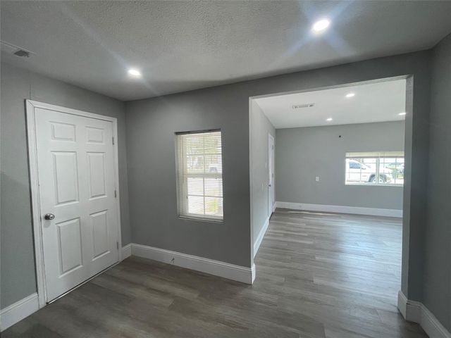 2508 Texas Avenue, Pearland, TX 77003