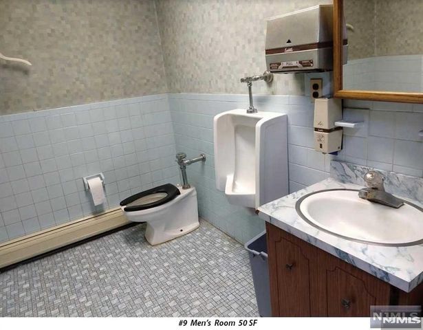 610 Broad Avenue 2nd floor, Ridgefield, NJ 07657