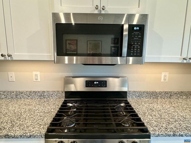 2034 LANDON LN, Charlottesville, VA 22911