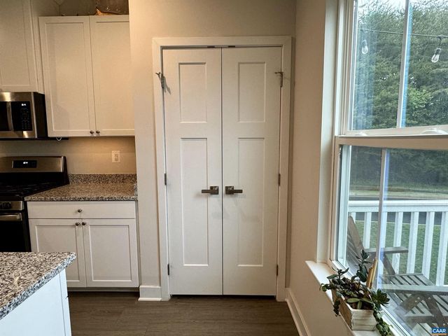 2034 LANDON LN, Charlottesville, VA 22911