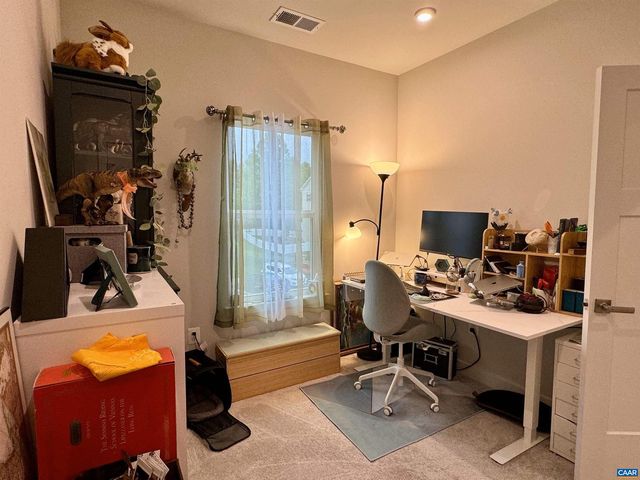 2034 LANDON LN, Charlottesville, VA 22911