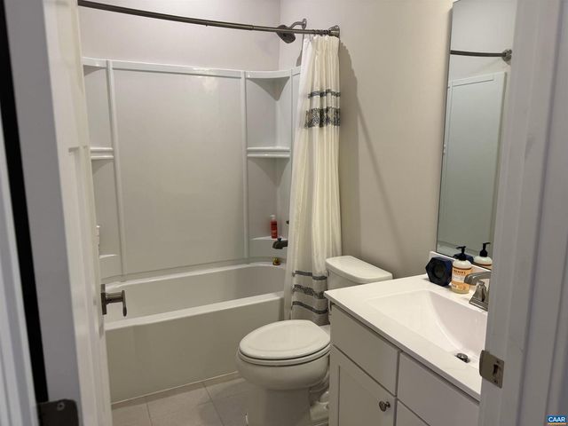 2034 LANDON LN, Charlottesville, VA 22911