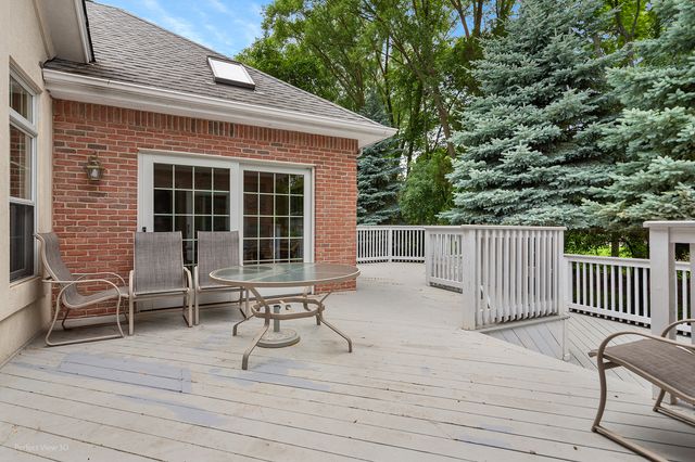 600 Haven Drive, Barrington, IL 60010