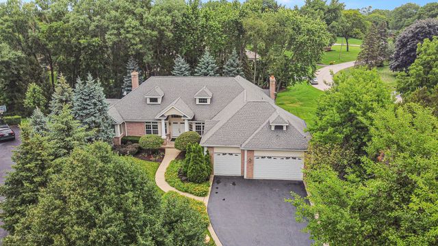 600 Haven Drive, Barrington, IL 60010