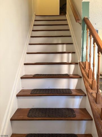 28 Rutgers Dr, Newark City, NJ 07103