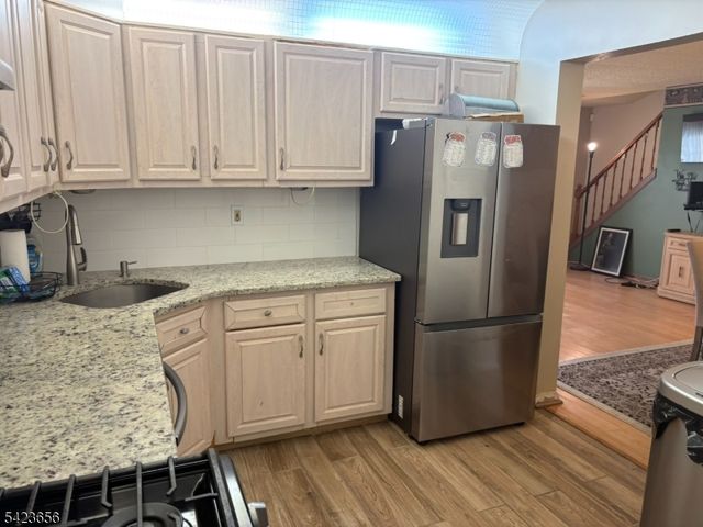 28 Rutgers Dr, Newark City, NJ 07103