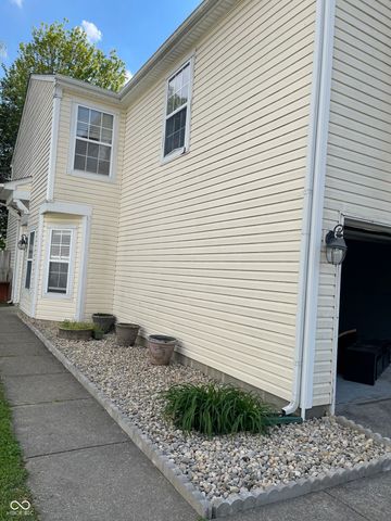 1318 Crescent Drive, Greenwood, IN 46143