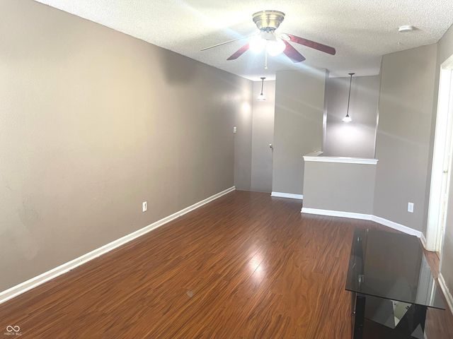 1318 Crescent Drive, Greenwood, IN 46143