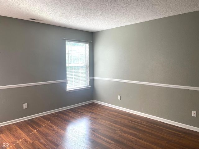 1318 Crescent Drive, Greenwood, IN 46143
