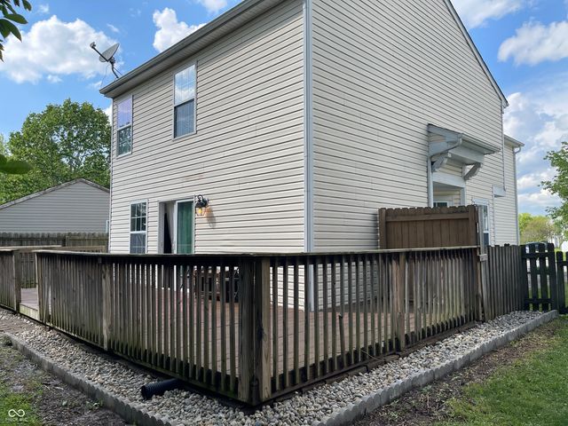 1318 Crescent Drive, Greenwood, IN 46143