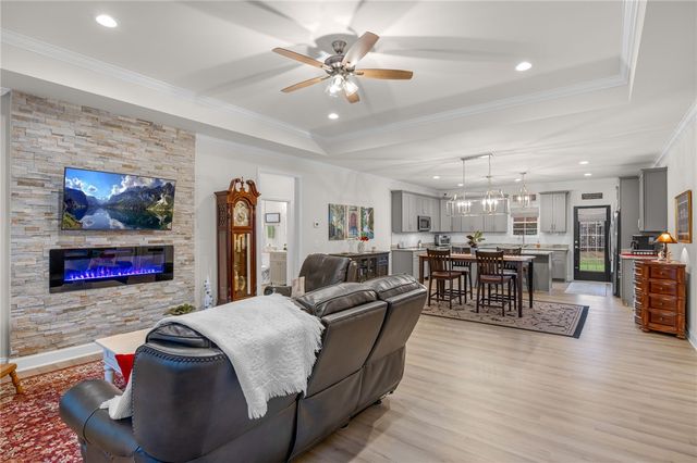 475 Twin View Drive, Westminster, SC 29693