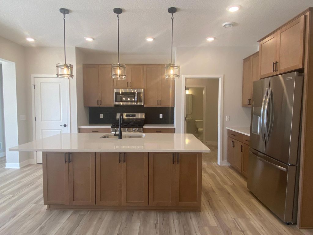 13751 Hollybrook Circle, Apple Valley, MN 55124 — photo 2