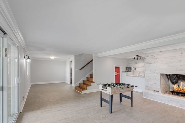 188 Oakwood Drive, Antioch, IL 60002