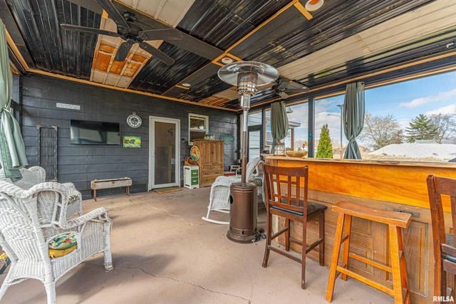 2145 LINCOLN Street, Beason, IL 62512