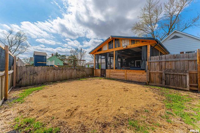 2145 LINCOLN Street, Beason, IL 62512