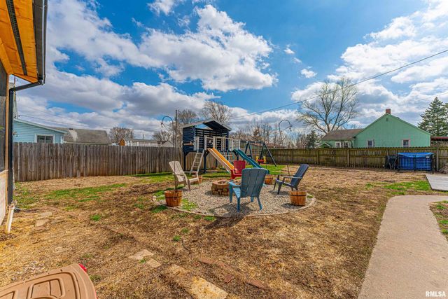 2145 LINCOLN Street, Beason, IL 62512