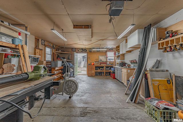 2145 LINCOLN Street, Beason, IL 62512